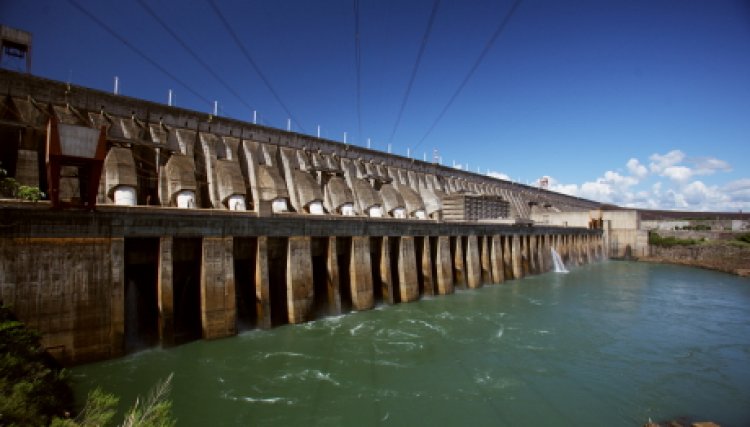 Itaipu produz 35 milhões de MWh em 2020 energia suficiente para iluminar o mundo por 13 horas e meia