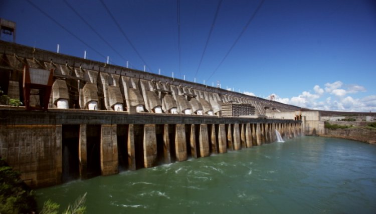 Itaipu faz processo seletivo com quase 17 mil candidatos 