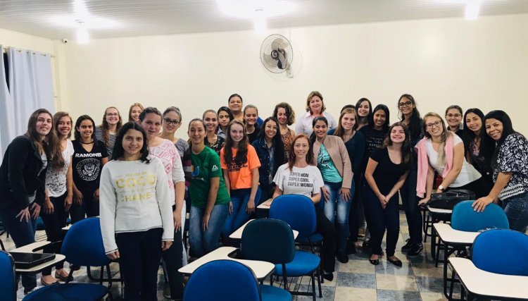 Faculdade Unica de Cafelândia, promove palestra em alusão ao Dia da Mulher