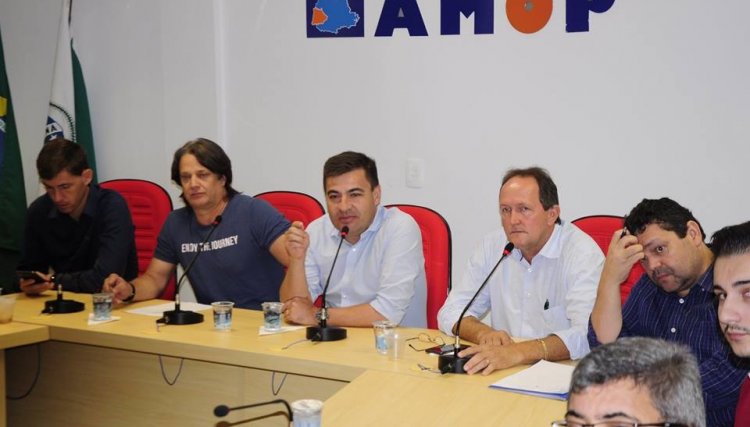 Amop promove reunião para definir convênios com a Itaipu
