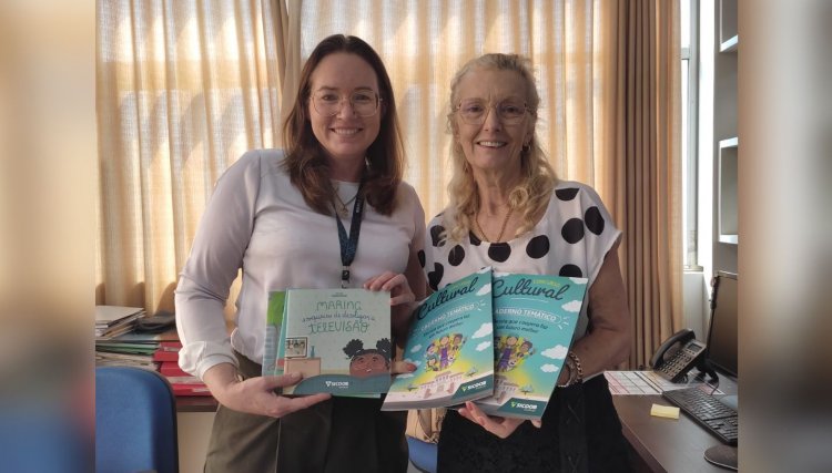 Sicoob apresenta projetos cooperativistas à Secretaria de Educação do município de Cafelândia