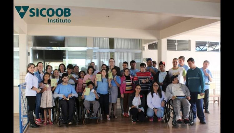 Sicoob e APAE fazem parceria em prol do Meio Ambiente