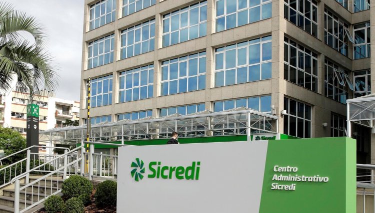 STANDARD & POORS CONCEDE NOTA BB- COM PERSPECTIVA ESTÁVEL PARA SICREDI EM RATING GLOBAL
