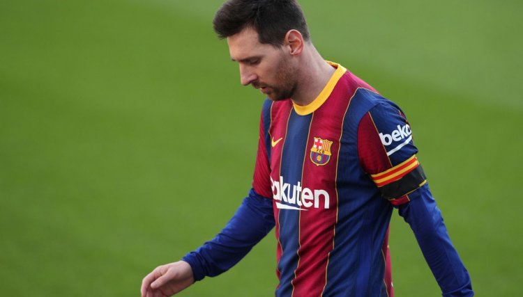 Barcelona anuncia saída de Messi e Manchester City e Paris Saint-Germain são os proáveis destino do jogador 
