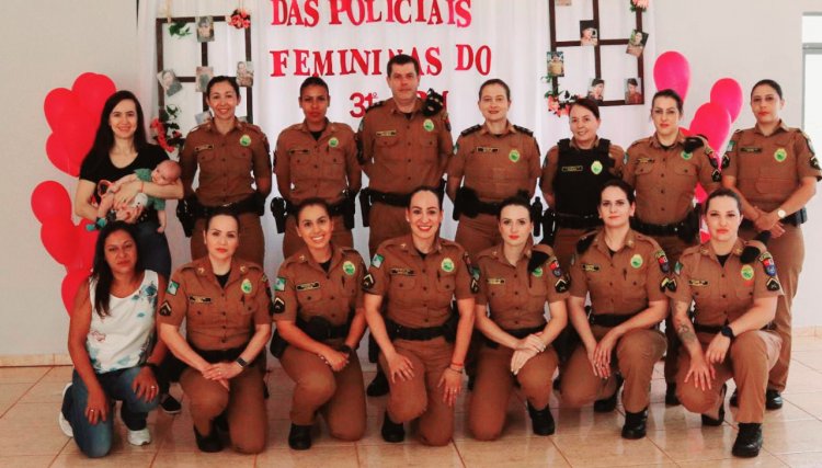Policiais femininas participam de evento alusivo ao Dia da Mulher 