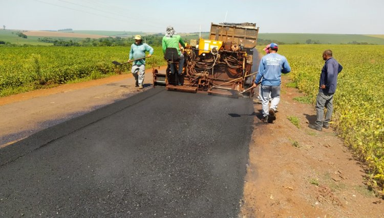 Melhorias continuam na estrada municipal entre Central e Jotaesse 
