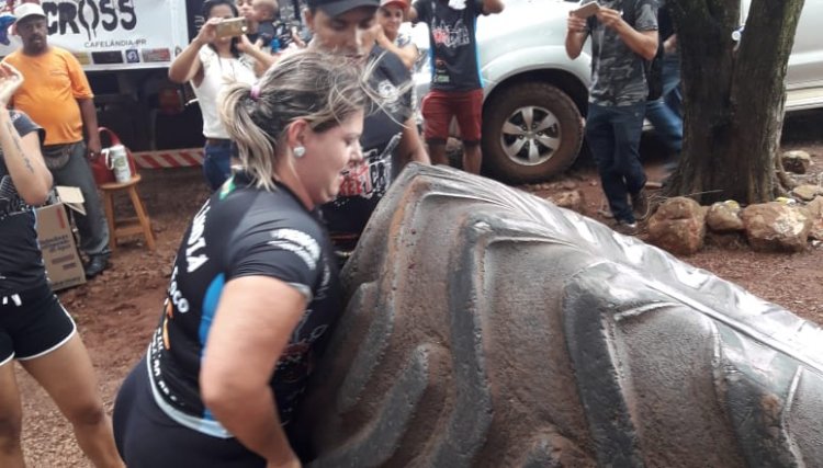 Equipe de Street Cross de Cafelândia faz apresentações na região