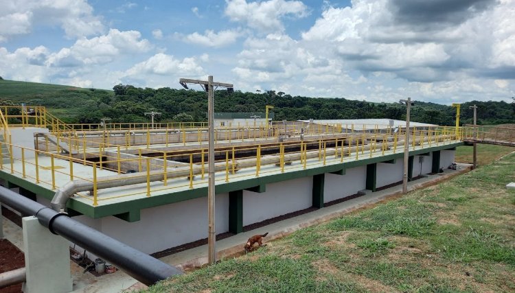 Cafelândia recebe investimentos de R$ 520 mil e antigas estações de esgoto são demolidas, ao todo foram investidos R$ 37,7 milhões