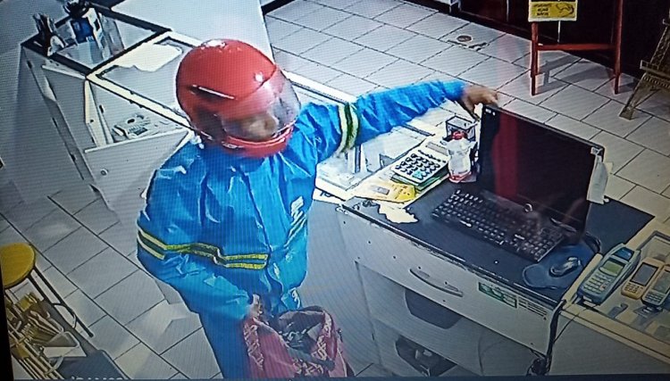Loja Master Cell é furtada nesta manhã em Cafelândia, veja o vídeo 
