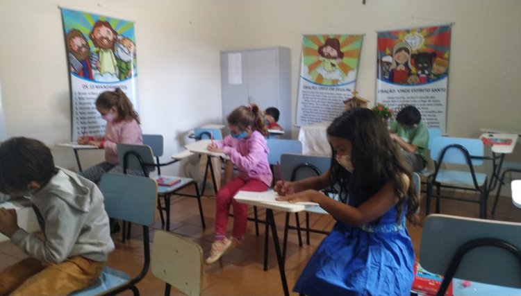 Curso de Desenho em Grafite é ofertado no Distrito de Palmitópolis através do CRAS