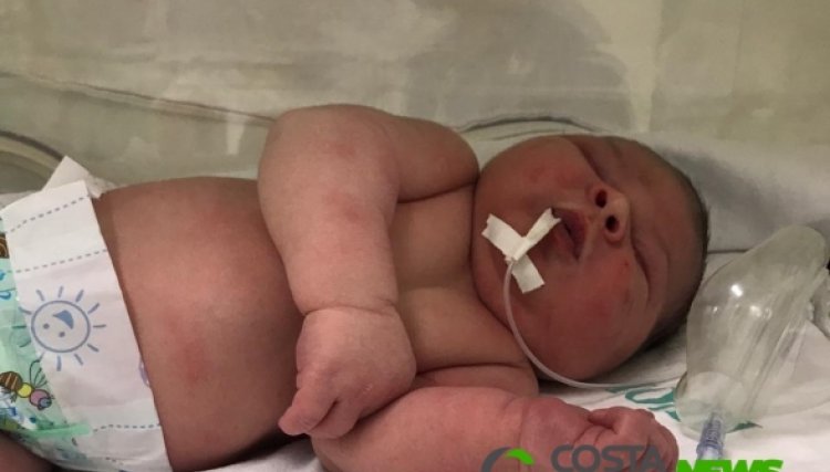 Bebê nasce com aproximadamente 5,2 quilos na região 