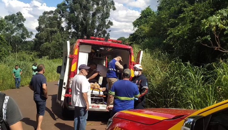 Homem que sofreu acidente de motocicleta ontem teve perna amputada e o quadro clínico é gravíssimo  