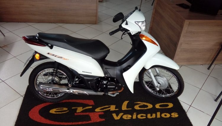 Honda Biz é furtada do Geraldo Veículos