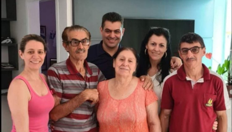 Senhora de 68 anos moradora de Cafelândia, recebe alta após 76 dias na UTI tratando da Covid