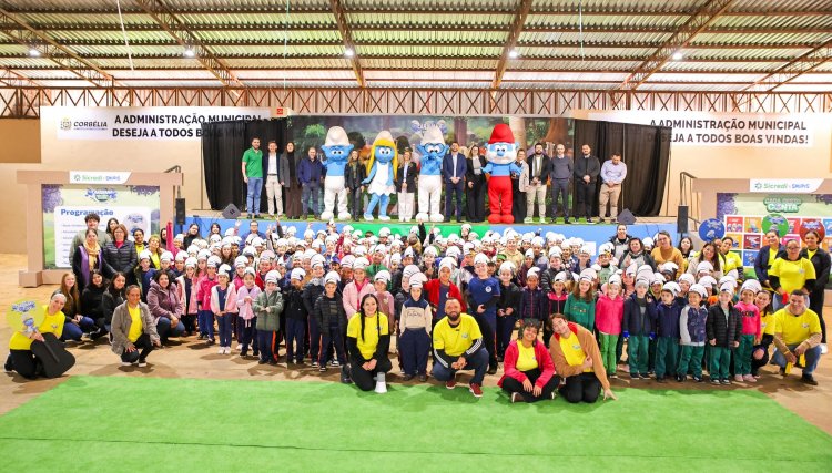 Caravana Sicredi & Smurfs leva conceitos de sustentabilidade de forma l&uacute;dica para crian&ccedil;as de Corb&eacute;lia