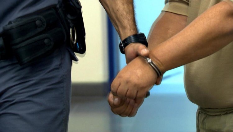 Homem é preso suspeito de abusar de familiares ao longo de mais de 30 anos