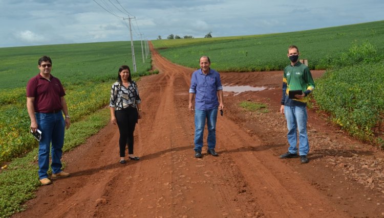 Parceria Município/Itaipu elabora estratégias de obras para estradas rurais em Nova Aurora