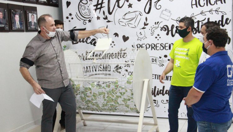 Acicaf realiza o terceiro sorteio do Festivendas em Cafelândia