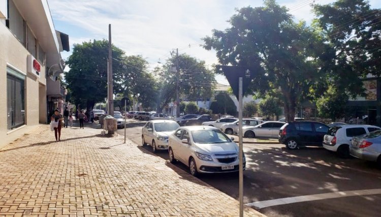 Cafelândia publica decreto sobre o funcionamento dos comércios aos domingos e feriados