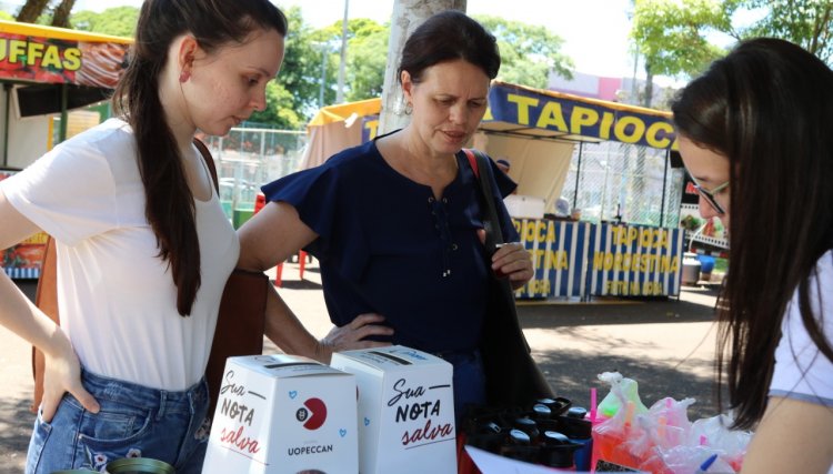 Uopeccan na praça: doações são revertidas para o Hospital