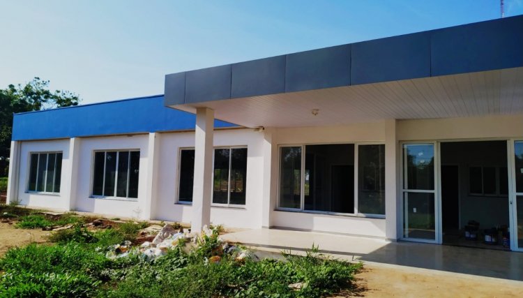 Construção do Centro de Convivência de Central Santa Cruz chega a marca dos 90% concluído