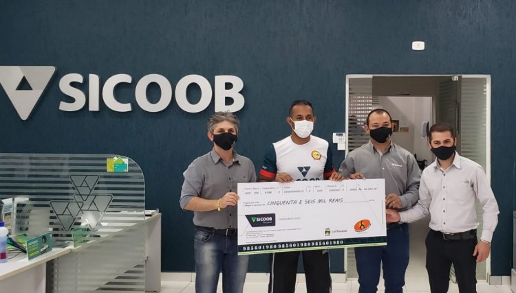 Sicoob Médio Oeste repassa R$ 56 mil para projeto de capoeira de Assis 