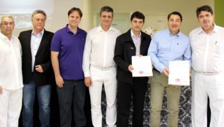 Unioeste conta com grande apoiador ao longo de quinze anos: campus de Cascavel e Foz receberam importantes auxílios de Giacobo