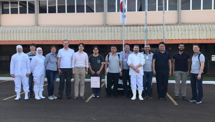 Missão da Coréia do Sul visita a Unidade Industrial de Aves da Copacol