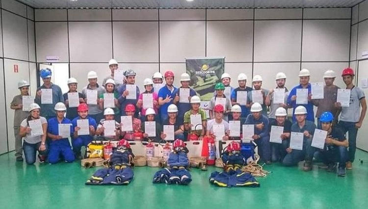 Copacol realiza capacitação para colaboradores com o tema Brigada de incêndio