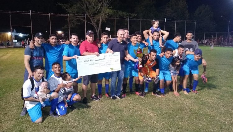 São José é campão do futebol Sete da Aercol em Cafelândia  