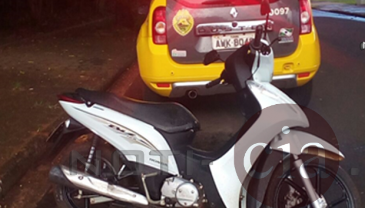 Motocicleta é apreendida após condutor dirigir sem a CNH em Cafelândia