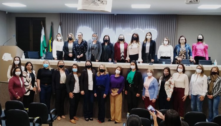 Primeira dama de Cafelândia participa da eleição da Adamop e reforça importância da entidade 