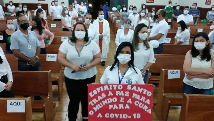 Em Jesuítas Pe Laudemir reza missa para profissionais da saúde