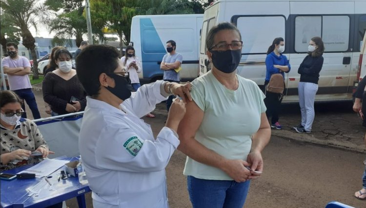 Cafelândia inicia vacinação da quarta dose para pessoas acima de 40 anos nessa segunda