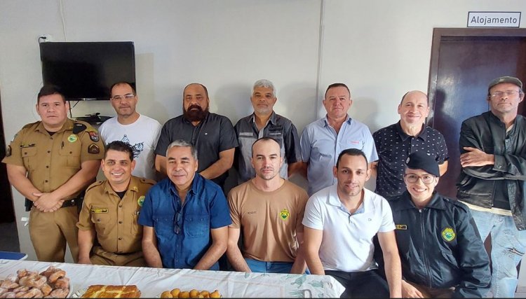 Sargento Wesley promove café para policias veteranos em Cafelândia