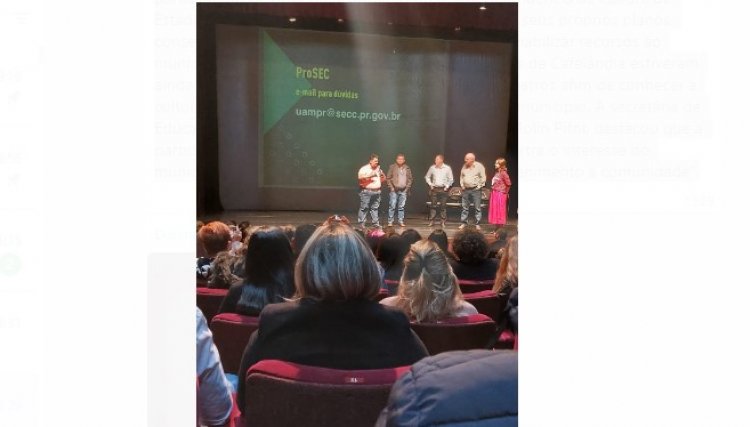 Cultura de Cafel&acirc;ndia participa de capacita&ccedil;&atilde;o em Curitiba