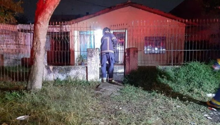 Pitbull pula muro, invade casa e ataca homem e a sua mulher reage com facadas para salvar o marido