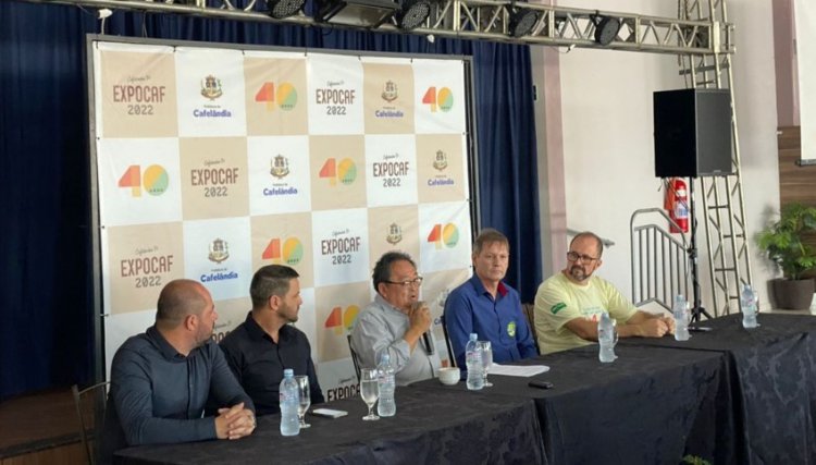 Amado Batista, Fernando e Sorocaba e Adson e Alana s&atilde;o as atra&ccedil;&otilde;es da ExpoCaf 2022