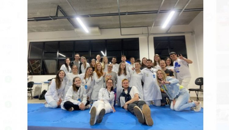 Projeto de extens&atilde;o de fisioterapia da Univel &eacute; realizado com a comunidade surda de Cascavel