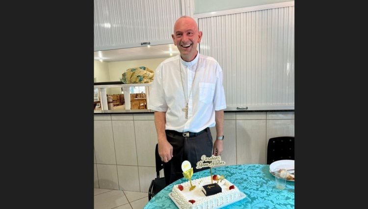 Dom Adelar Baruffi, Arcebispo de Cascavel, encerra tratamento contra o câncer