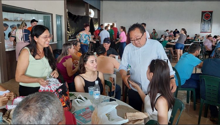 Prefeito de Cafelândia prestigia festa de São José, acesso com asfalto atraiu um grande número de visitantes  