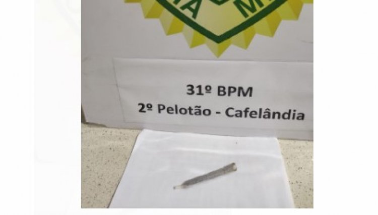 Homem é preso fumando maconha na rodoviária de Cafelândia