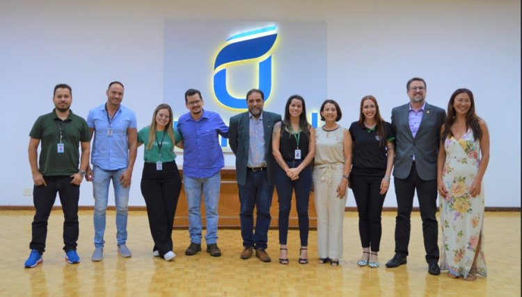 Palestra sobre esporotricose animal é realizada pela CRMV no auditório da Univel 