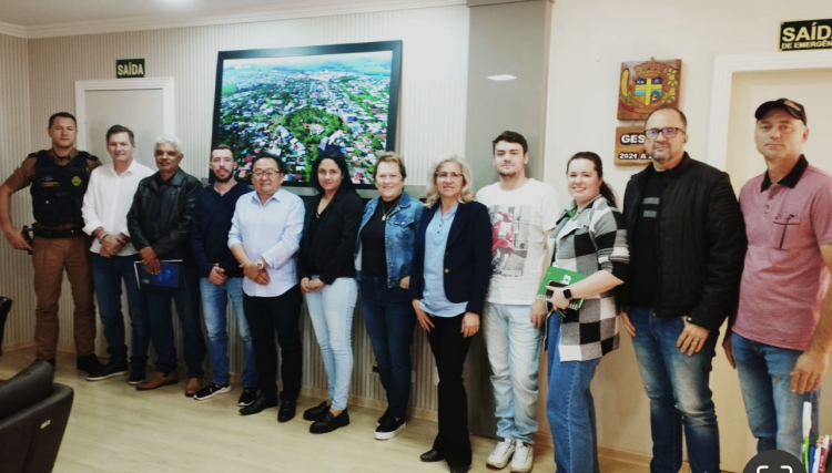 Prefeitura, Polícia Militar, Conseg e Acicaf discutem segurança pública nos comércios
<br/>