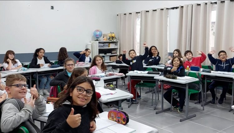 Com investimento de R$ 1,4 milhão novas salas da Escola Theofânio são entregues em Cafelândia, veja o vídeo