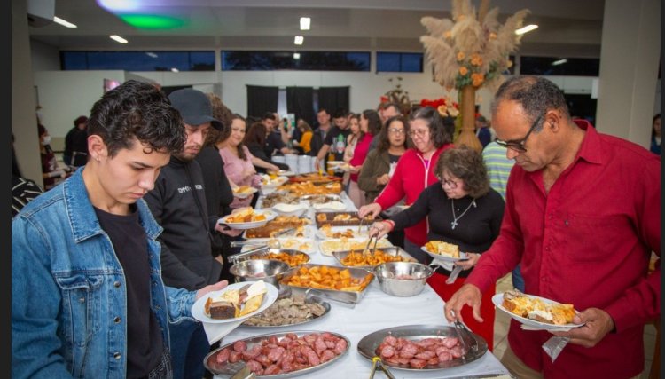 Mais de 1,3 mil pessoas prestigiam a 14ª Edição do Café Colonial do GF da Copacol em Cafelândia