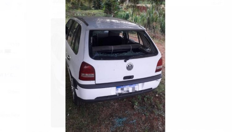 Briga entre irmãs acaba com carro danificado e uma detida pela Polícia na região