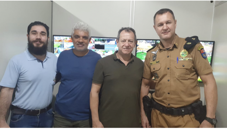 Polícia Militar e Conseg visitam Central de Monitoramento de Cafelândia 