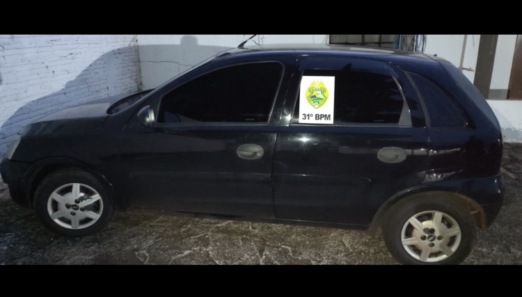 Homem é preso com carro roubado em Cafelândia 