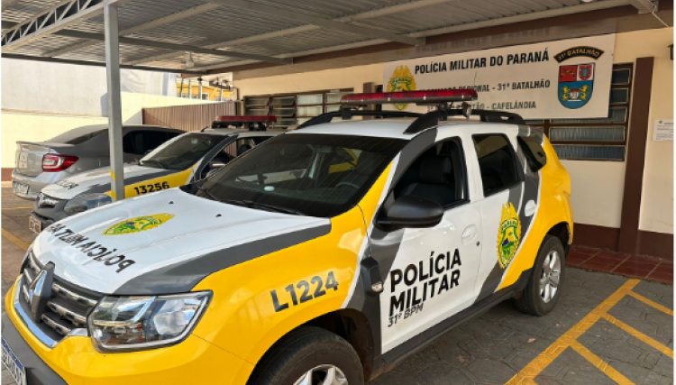 Carro rebaixado com licenciamento vencido é apreendido em Cafelândia